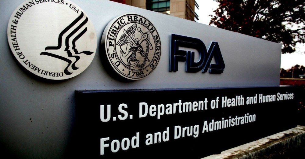 O FDA τοποθετείται για τους θανάτους από το ηλεκτρονικό τσιγάρο: Σταματήστε να ατμίζετε επικίνδυνα προϊόντα